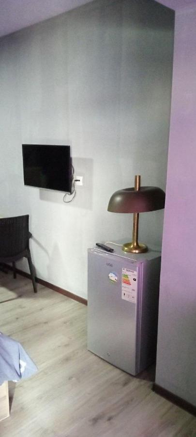 A Cozy Bedsit! Tashkent Exterior foto